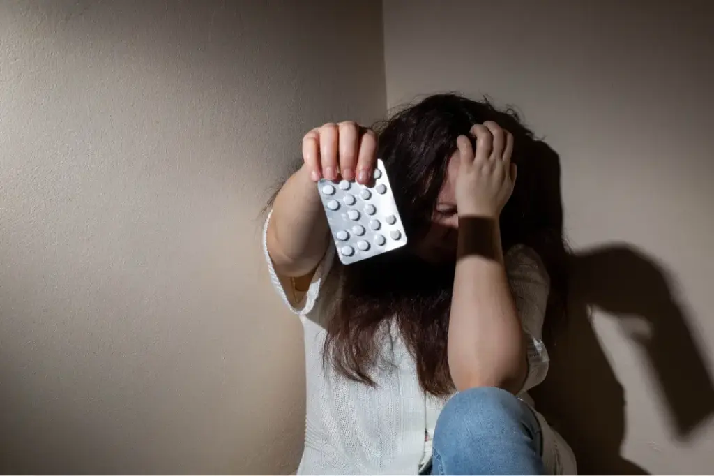 kratom addiction, withdrawal, and recovery blog banne rimage